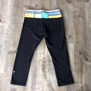 Lululemon Color Block Crop Reversible Wunder Under